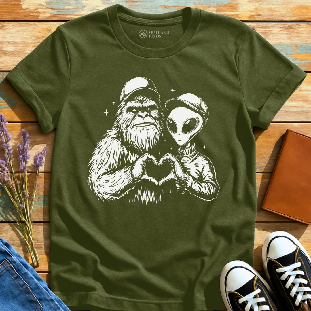 Bigfoot We Heart T-Shirt