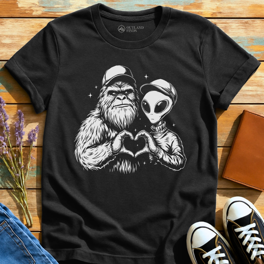 Bigfoot We Heart T-Shirt