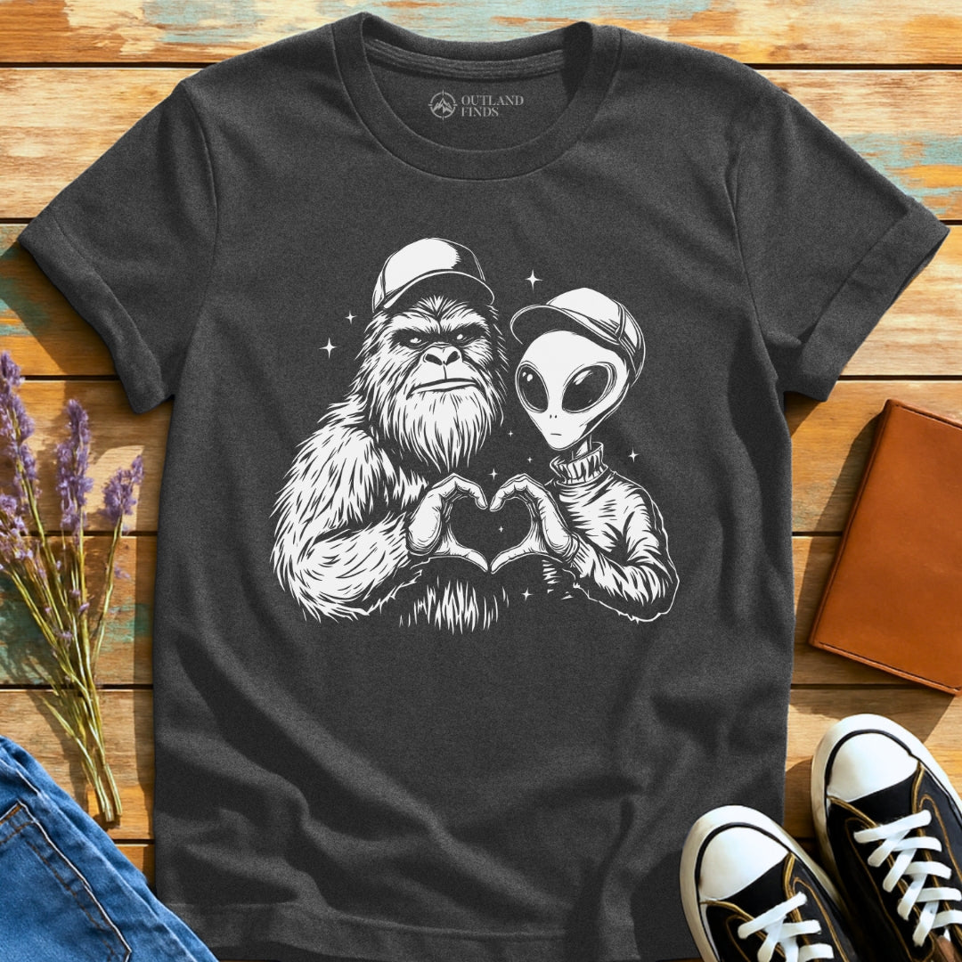 Bigfoot We Heart T-Shirt