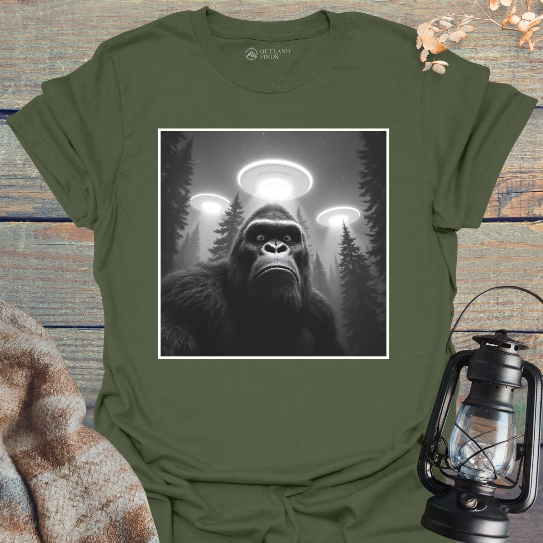 Bigfoot & UFOs T-Shirt