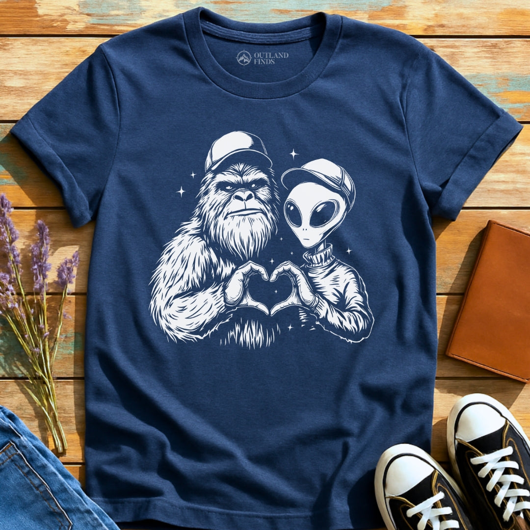 Bigfoot We Heart T-Shirt